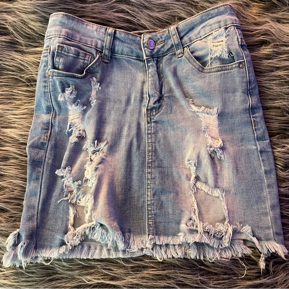 Denim Ripped Mini Skirt 🩷